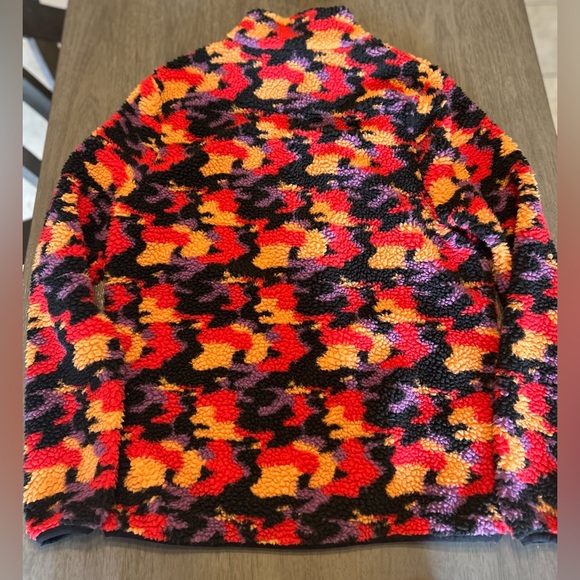 Alaska camo Sherpa 1/4 zip - Picture 3 of 4